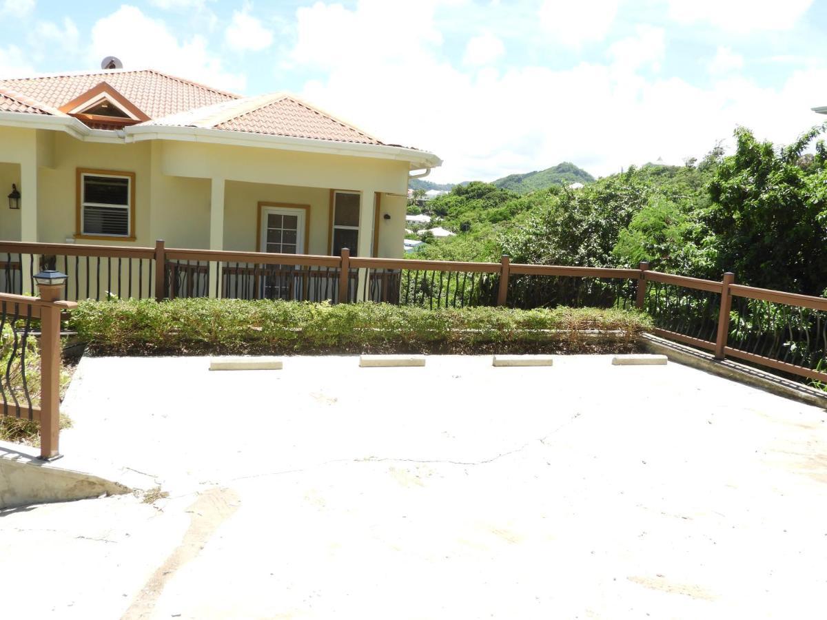 Keep Cool Guesthouse Gros Islet Exterior photo